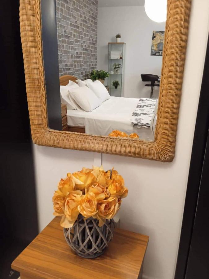 Lovely Cozy Apartment In The Entrance Of Nicosia Aglantzia Eksteriør billede